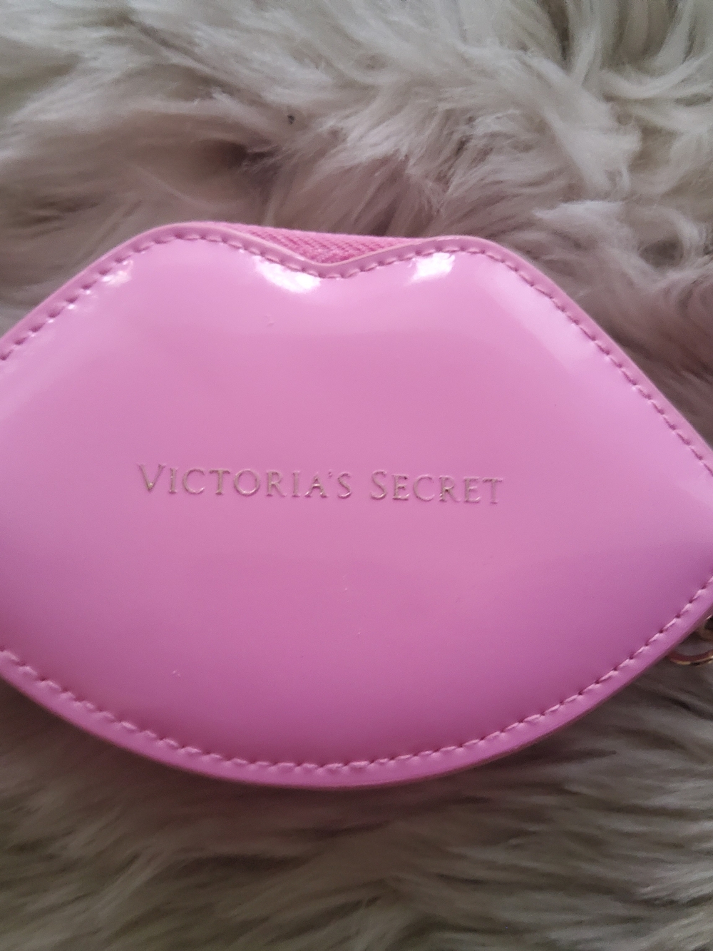 Victoria's Secret Glossy Pink Lip-Shaped Crossbody Bag - Picture 6 of 10